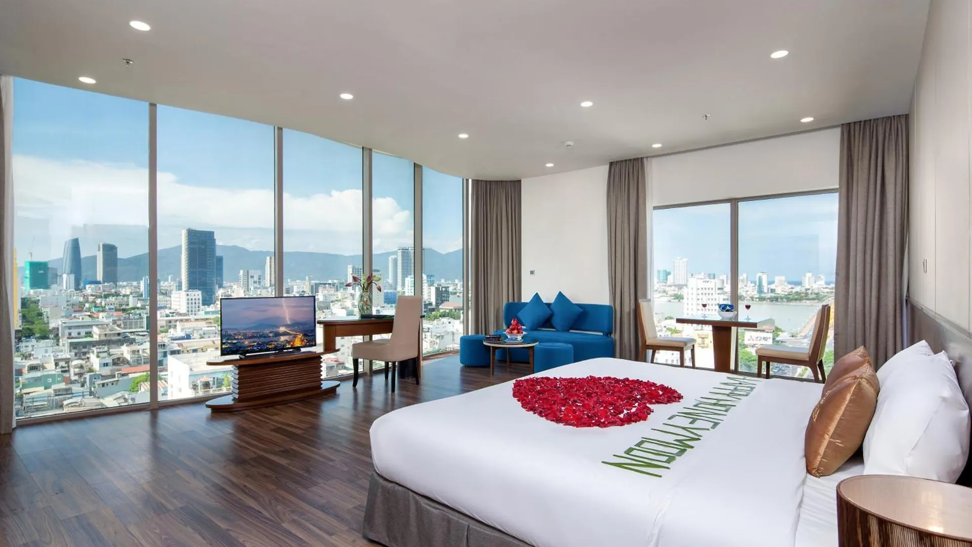 Mitisa Hotel Da Nang - Near Dragon Bridge 4*,  Vietnam
